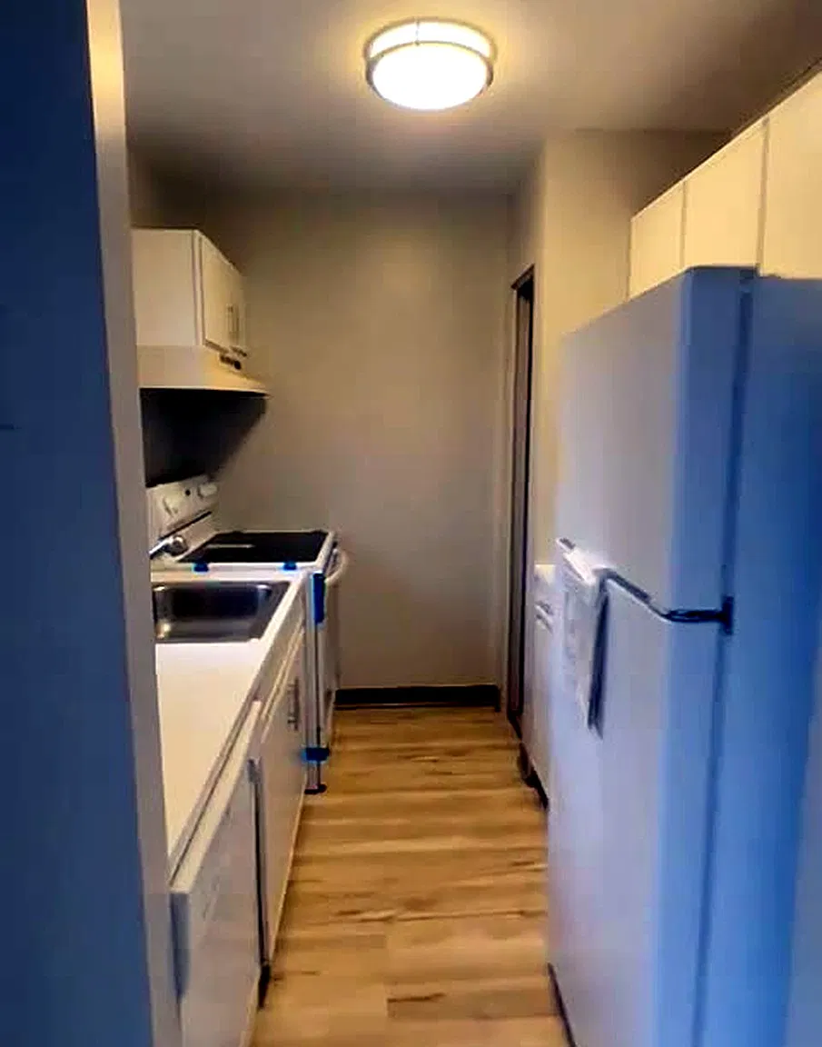 2 bed, 850 sqft, $1,600 — Photo 2