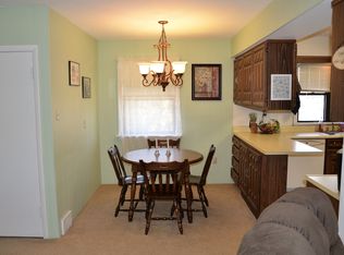 10 Longvue Cir, Ambridge, PA 15003