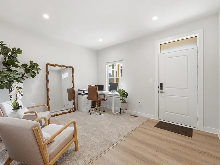 14904 Earl Mitchell Ave — Photo 3