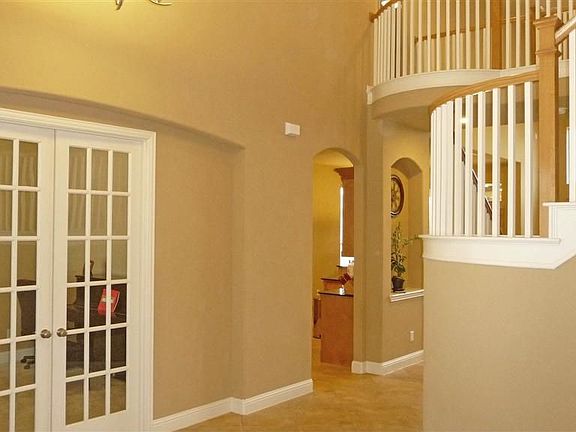 3rd image of 5832 Sterling Dr