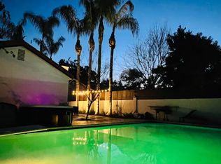 21001 Costanso St, Woodland Hills, CA 91364