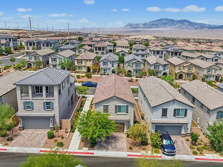 10661 Sariah Skye Ave — Photo 62