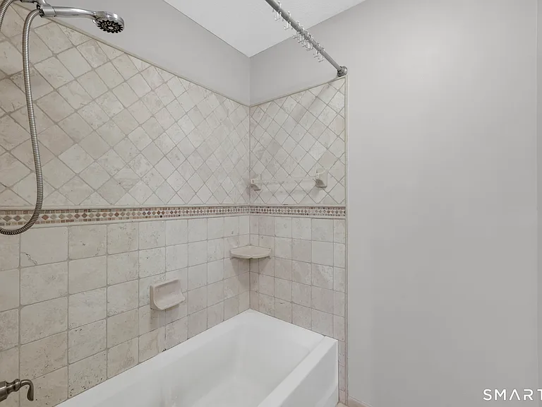 3 Murphys Ln #14 — Photo 24