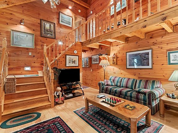 17th image of this home