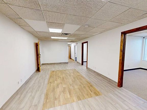4th image of 4770 Indianola Ave Unit 205