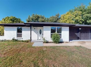 1901 Green Apple Ln, Arlington, TX 76014