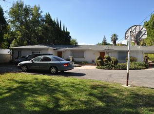 8427 White Oak Ave, Northridge, CA 91325