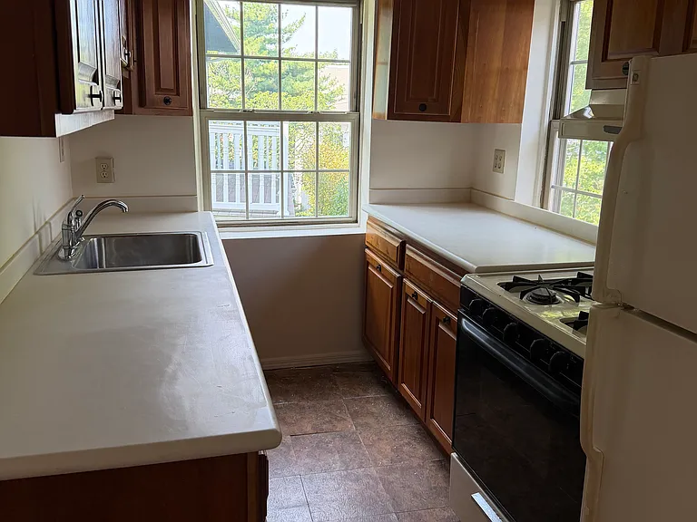 46 Tompkins Cir #2 — Photo 13