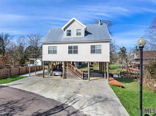 20469 Swamp Dr, Springfield, LA 70462