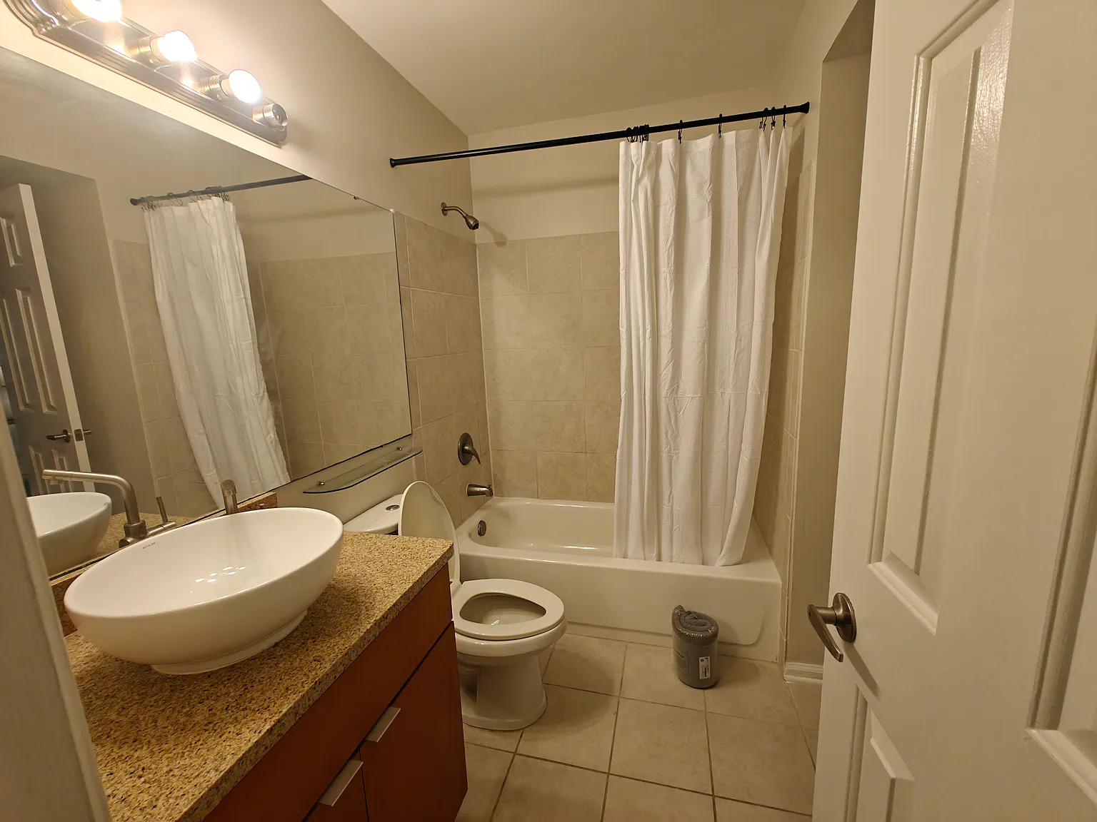 2 bed, 1360 sqft, $1,175 — Photo 4