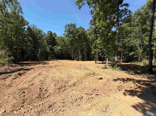 18 Meadow Wood Cir NW, Arab, AL 35016
