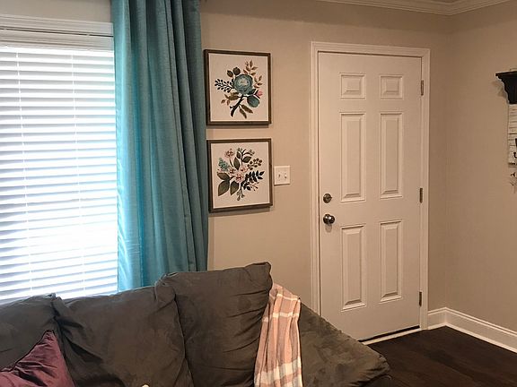 4th image of 102 Senah Dr