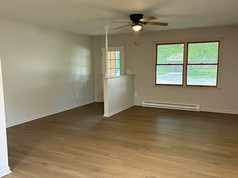 119-121 Michael Ave #121 — Photo 3
