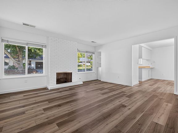 3rd image of 170 Mountain Vista Circle