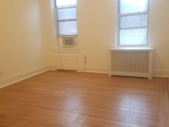 4th image of 1059 2nd Ave APT 2C