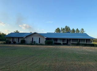 2422 Friendship Umc Rd, Cochran, GA 31014