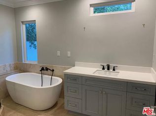 5319 Bothwell Rd, Tarzana, CA 91356