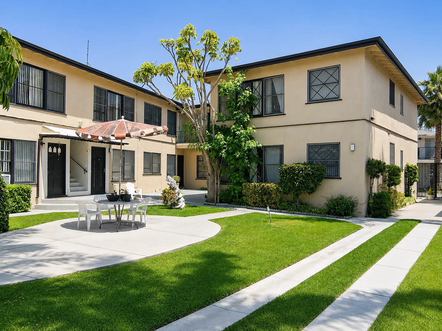 3308 Castle Heights Ave. — Photo 1