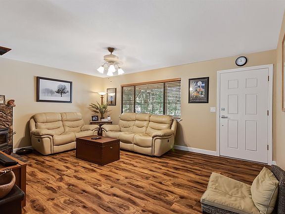 3rd image of 14373 Lodgepole Dr