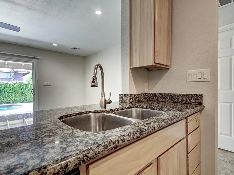1737 E Pebble Beach Dr — Photo 39