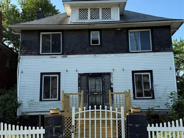 909 Burlingame St, Detroit, MI 48202