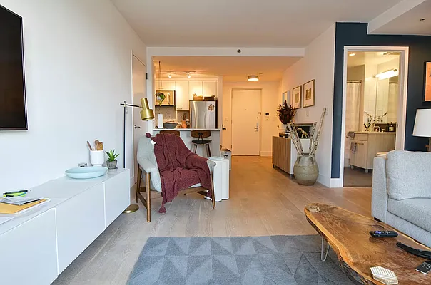 Rented by Corcoran | media 16