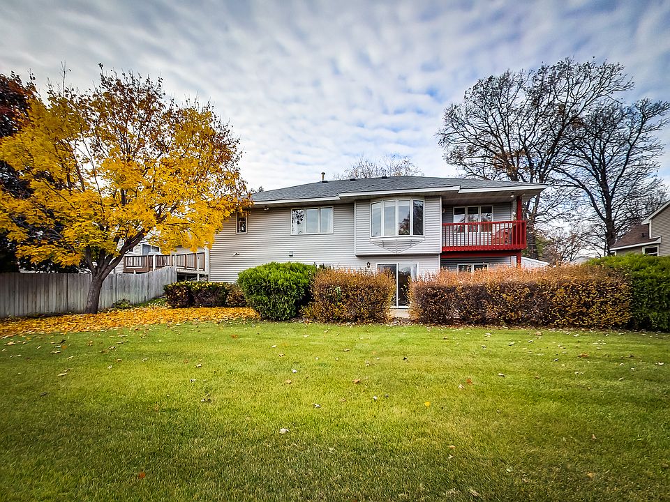 1st image of 11993 Wedgewood Dr NW