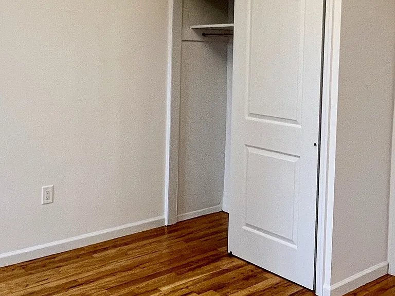 199 Bridge St #3E — Photo 8
