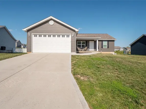 250 Jonas Lane Ct, Winfield, MO 63389