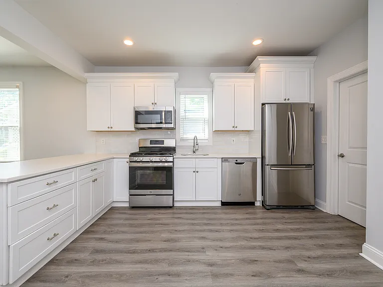 32 Woodland Ave #1 — Photo 4