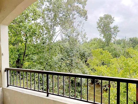 5th image of 615 River Place Way #615