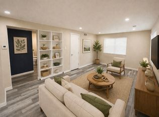 1209 Adams St, Lincoln, NE 68521
