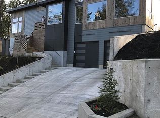 1131 Crenshaw Rd, Eugene, OR 97401