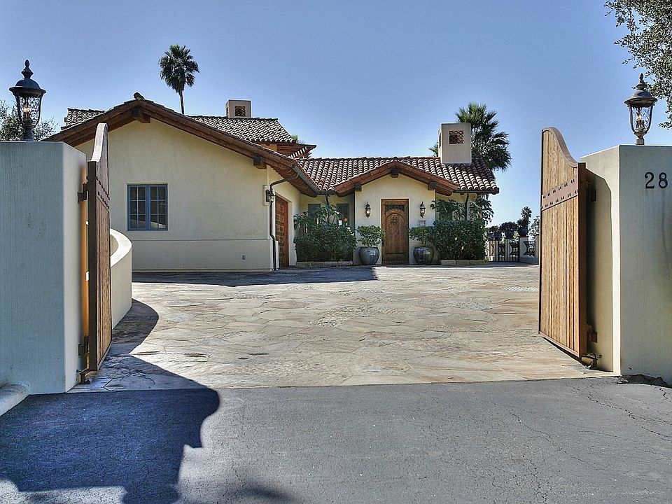 1st image of 288 Schulte Ln