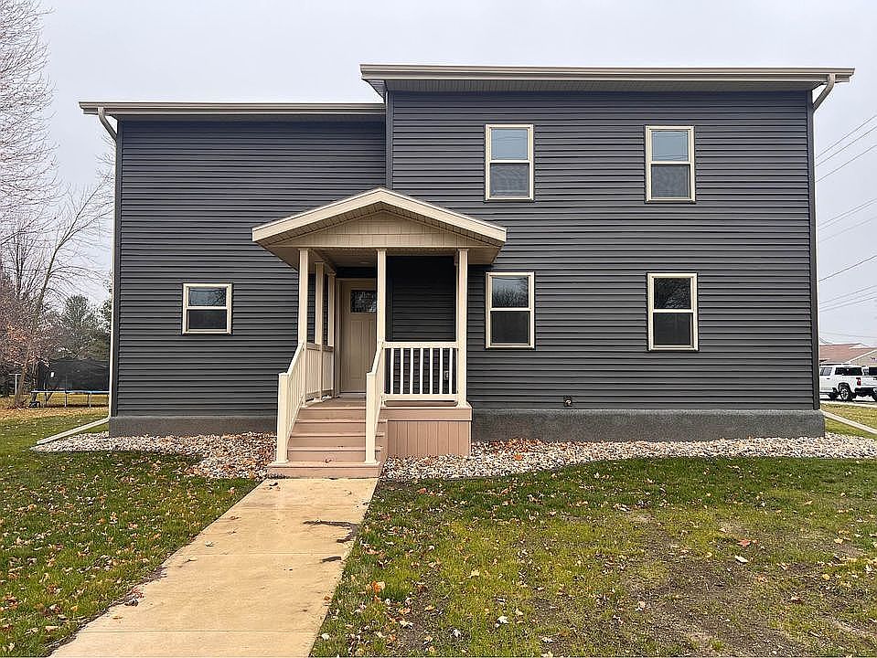 1st image of 103 E Logan St