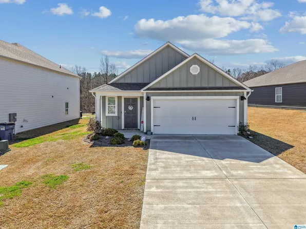 745 Sterling Pl, Odenville, AL 35120