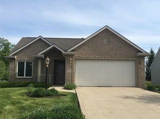 8526 Ashworth Ct, Fort Wayne, IN 46818