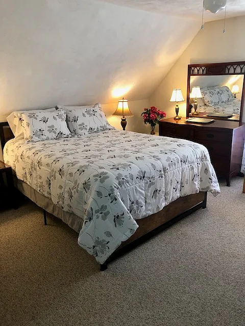 3 bed, 1229 sqft, $3,100 — Photo 4