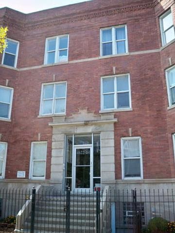 1st image of 4624 S Calumet Ave APT 3