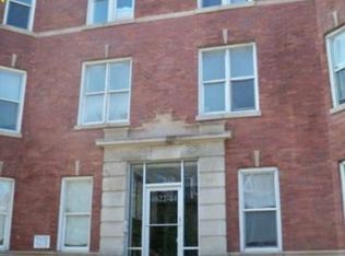 4624 S Calumet Ave APT 3, Chicago, IL 60653