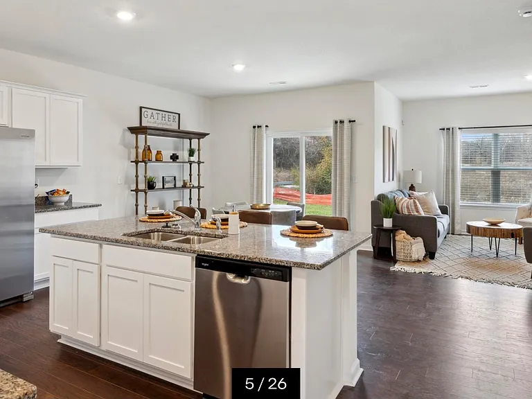 46 Colonial Cv — Photo 10