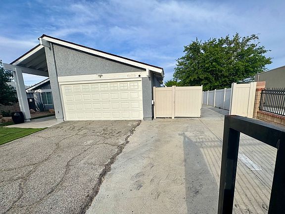 3rd image of 42810 Yew St