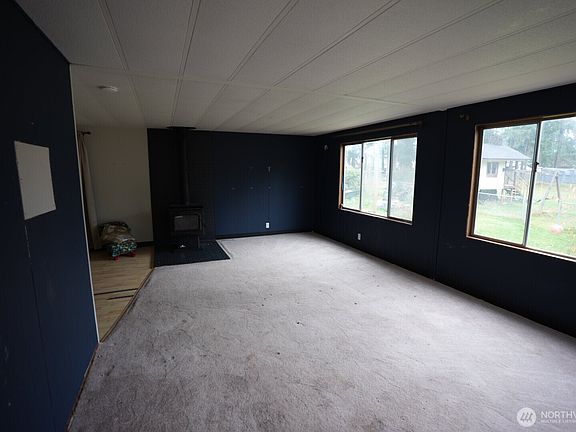 3rd image of 20520 50th Avenue E