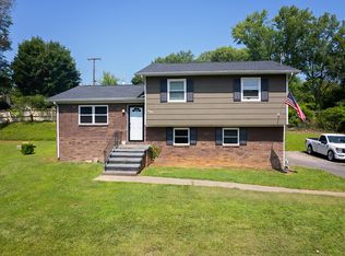 5089 Chatata Dr NE, Cleveland, TN 37312