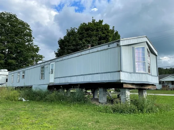 83 Benson Ave, Mansfield, PA 16933