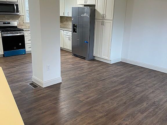 5th image of 8360 Celianna Dr