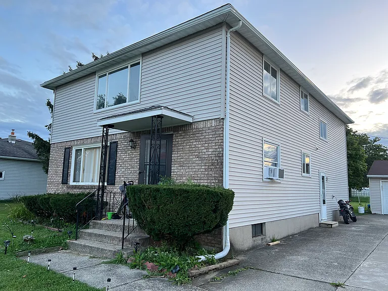 26 Sherry Dr #UPPER — Photo 10