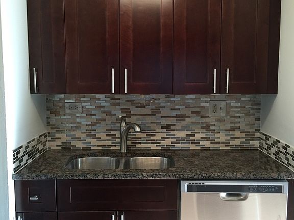 4th image of 2141 N Dogwood Ln