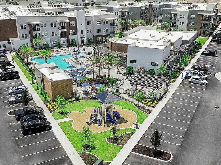 Residences at SweetBay — Photo 12