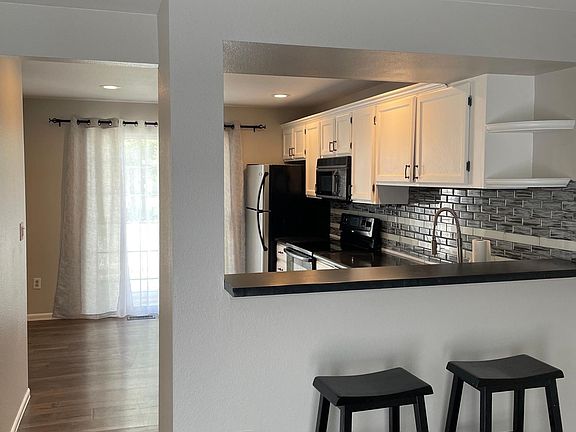 Kitchen Bar